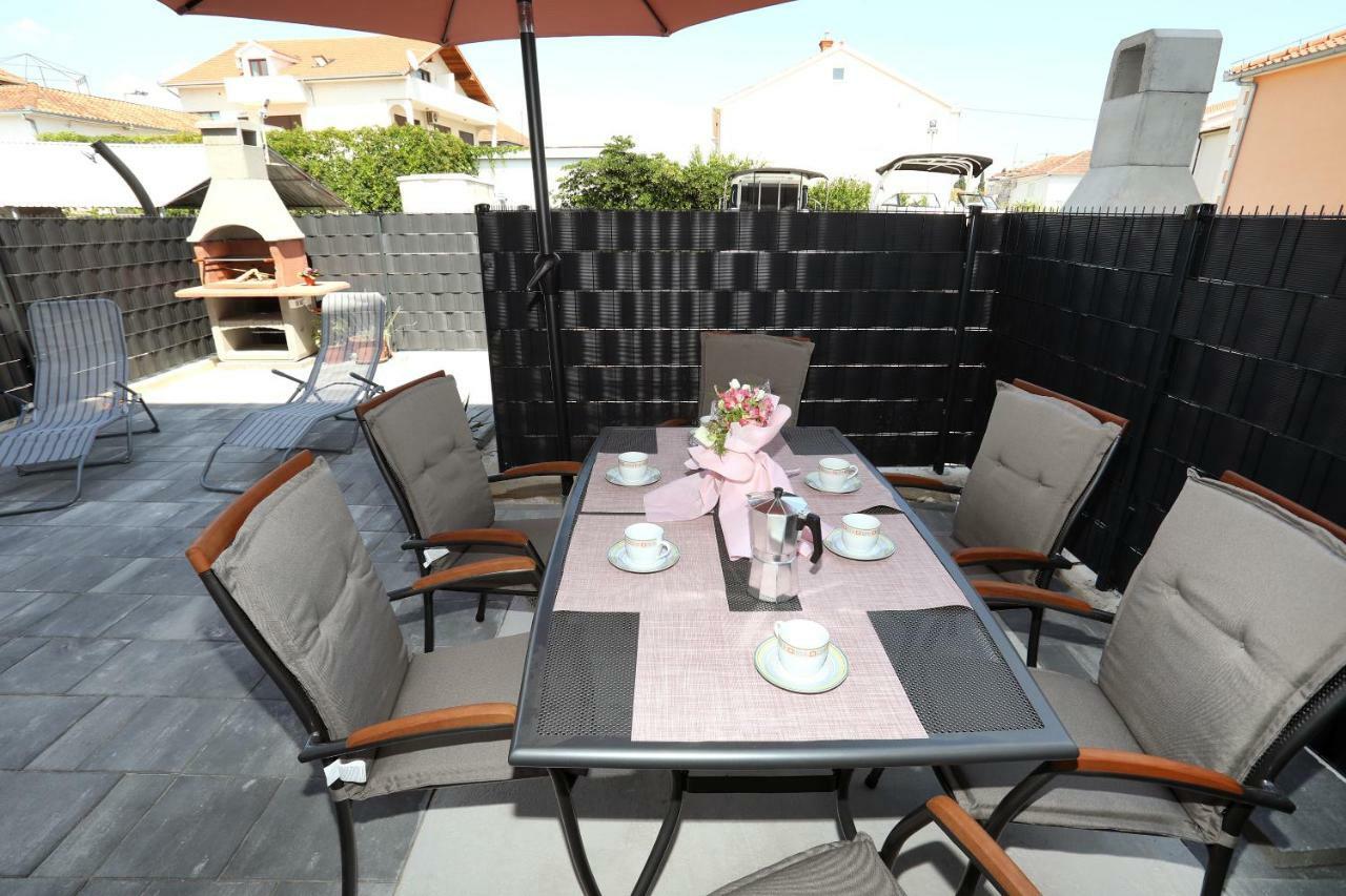 Apartment Little Marijeta Trogir Exterior foto