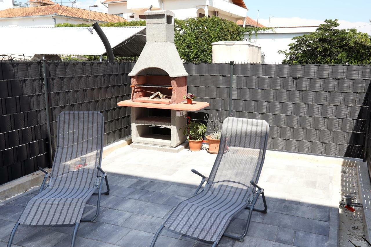 Apartment Little Marijeta Trogir Exterior foto